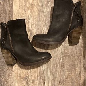 Steve Madden Ryatt
